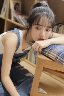 WWW开心五月婷婷啪