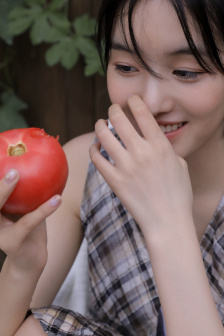 女大学生1