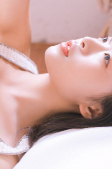 《年轻的女教师在线观看